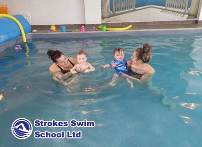 Baby Swimming swimming class